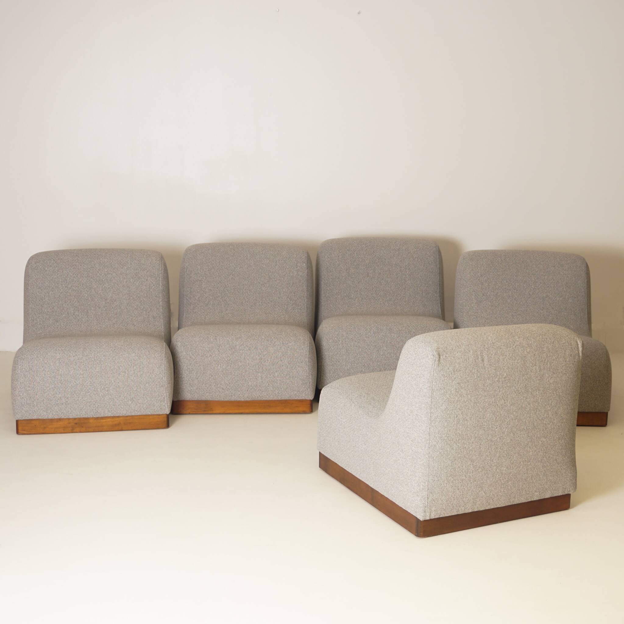 Set of Five Modular reupholstered sofa, 1970