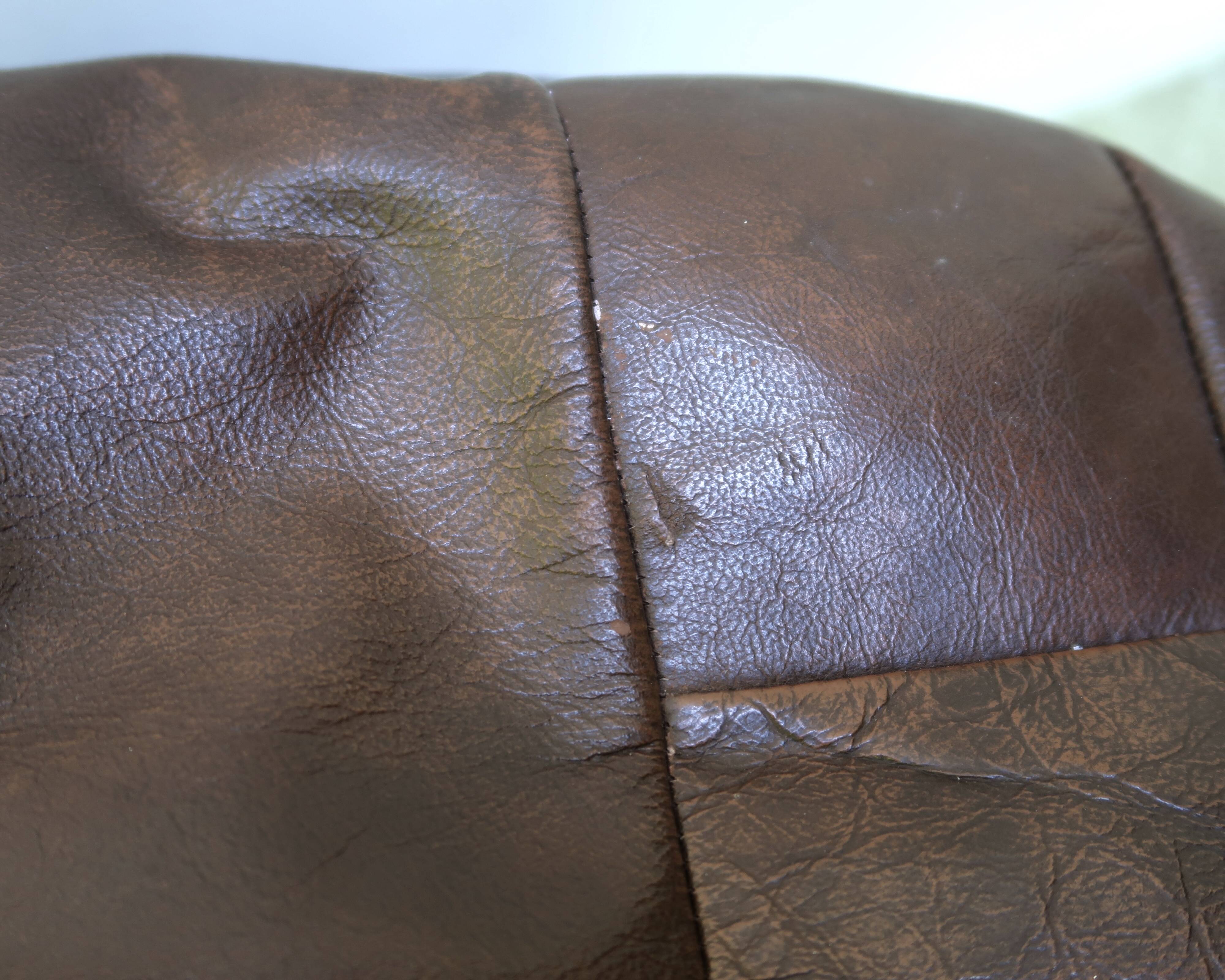 Pouf rond en patchwork de cuir marron foncé, années 70