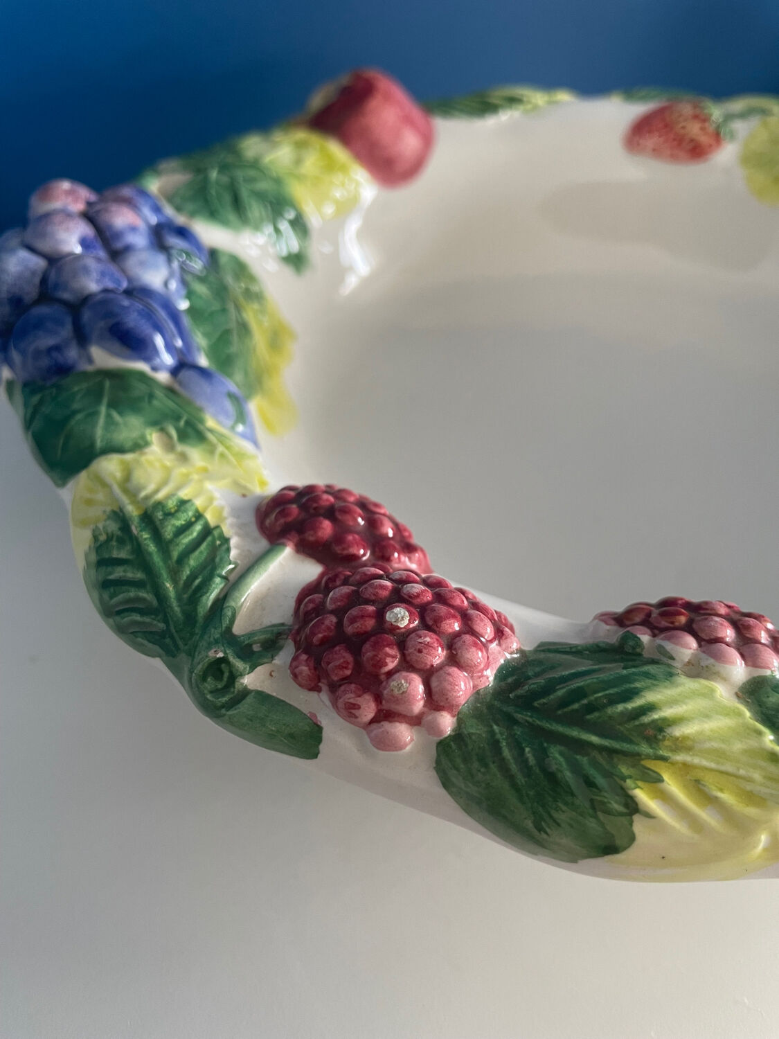 Fruit cup dish in slip