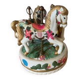 Boîte à musique carrousel vintage