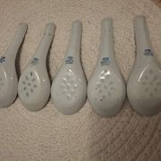 Set of 5 blue and white porcelain Asian spoons.