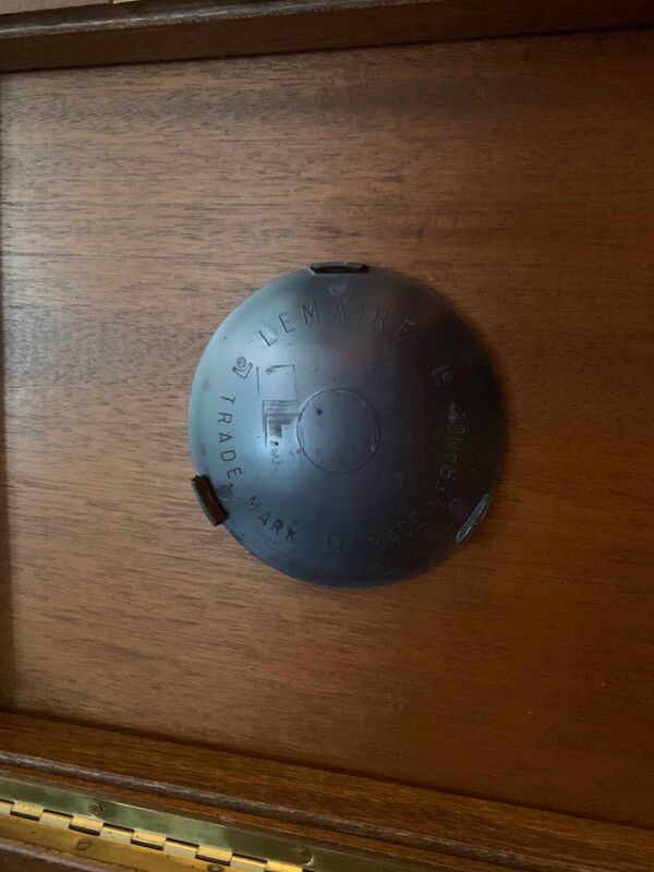 Cave à liqueur en bois de loupe, clé , compartiments