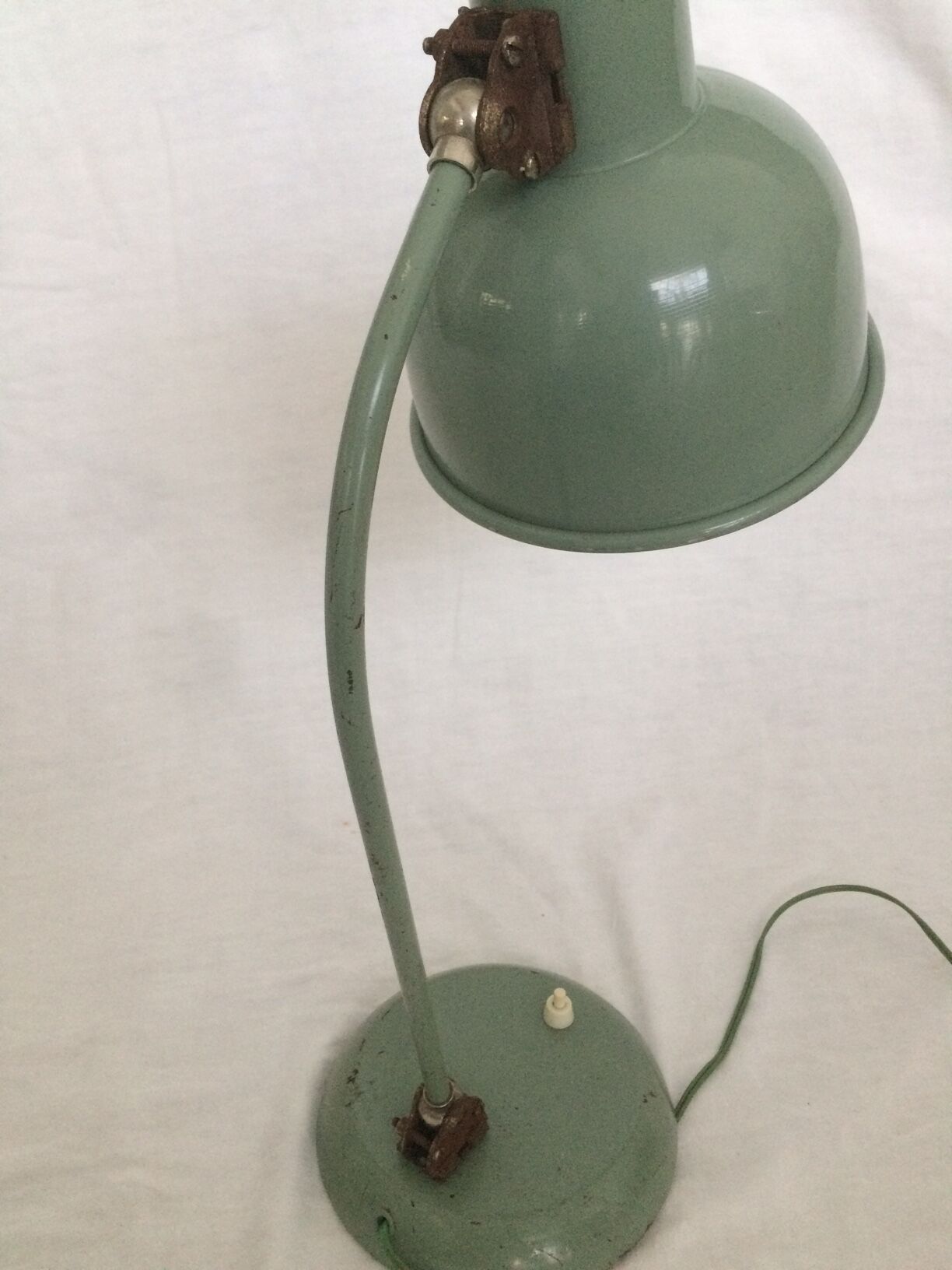 Industrial table lamp