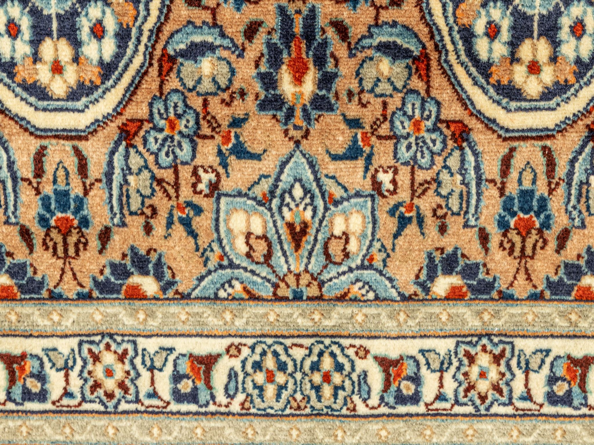 1960s carpet, 188 x 210