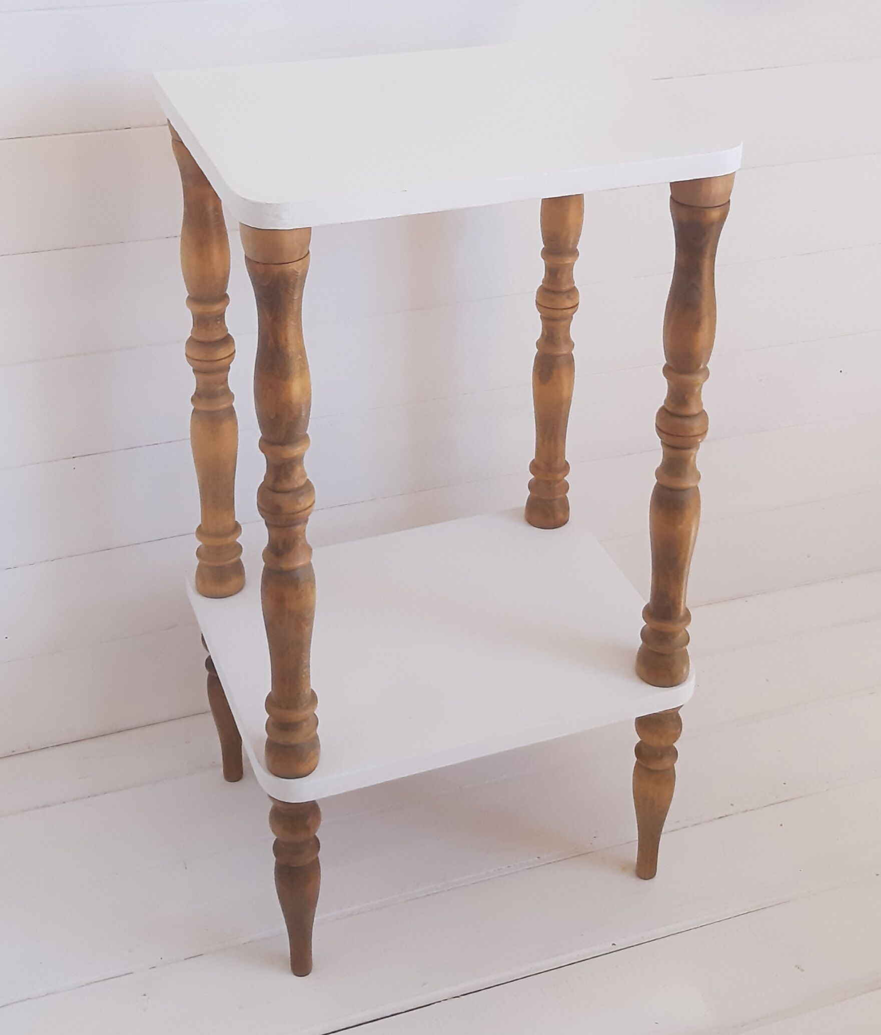 Harness/ console/ plant holder