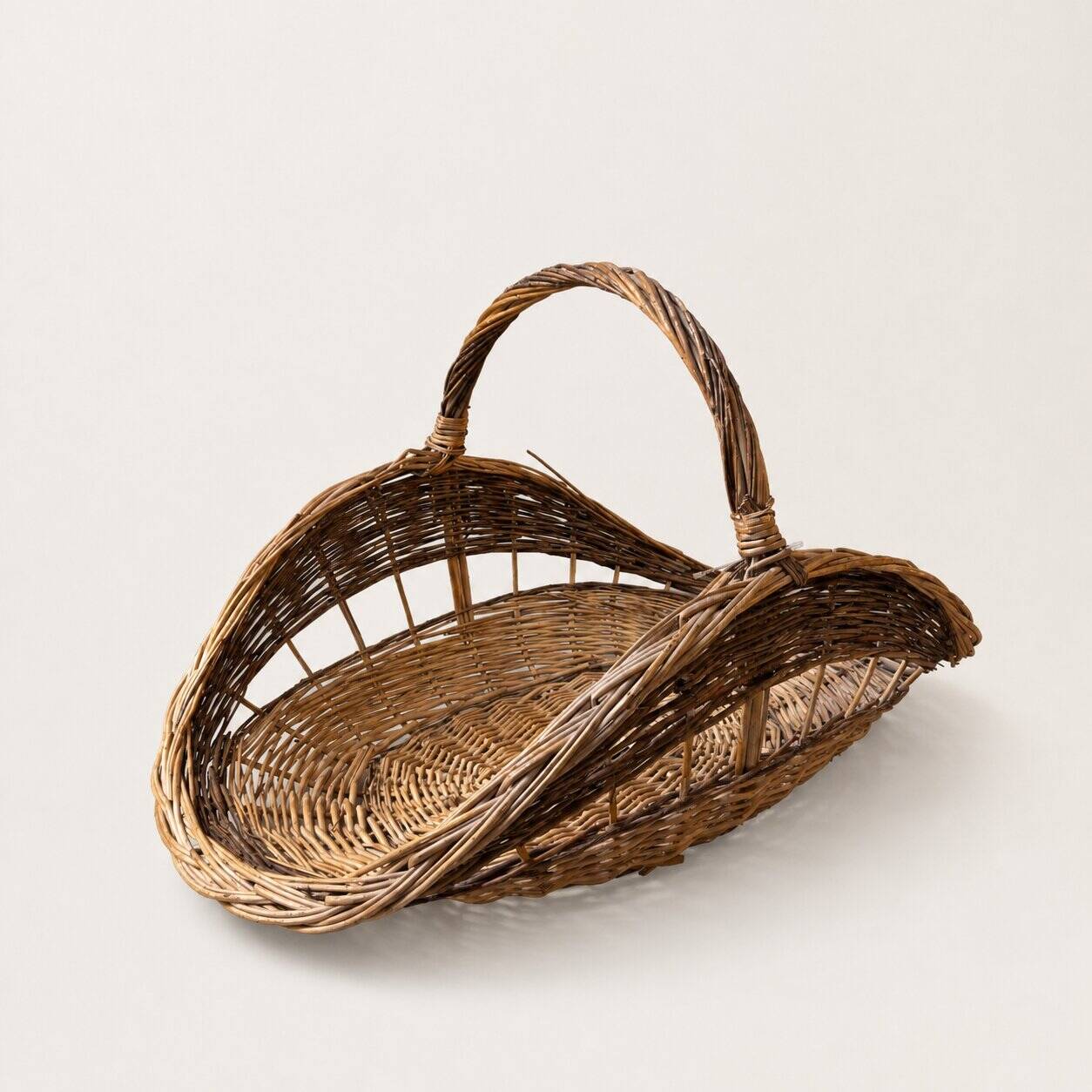 Willow log basket