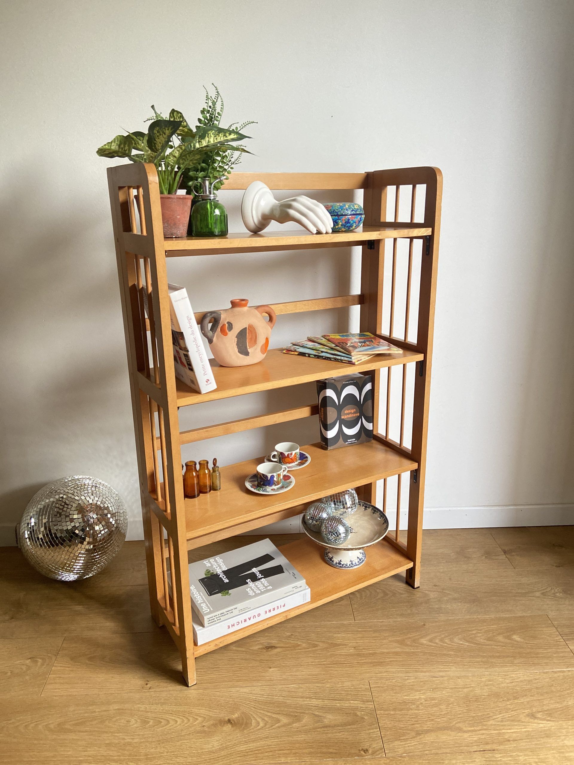 Folding bookseller shelf 70s