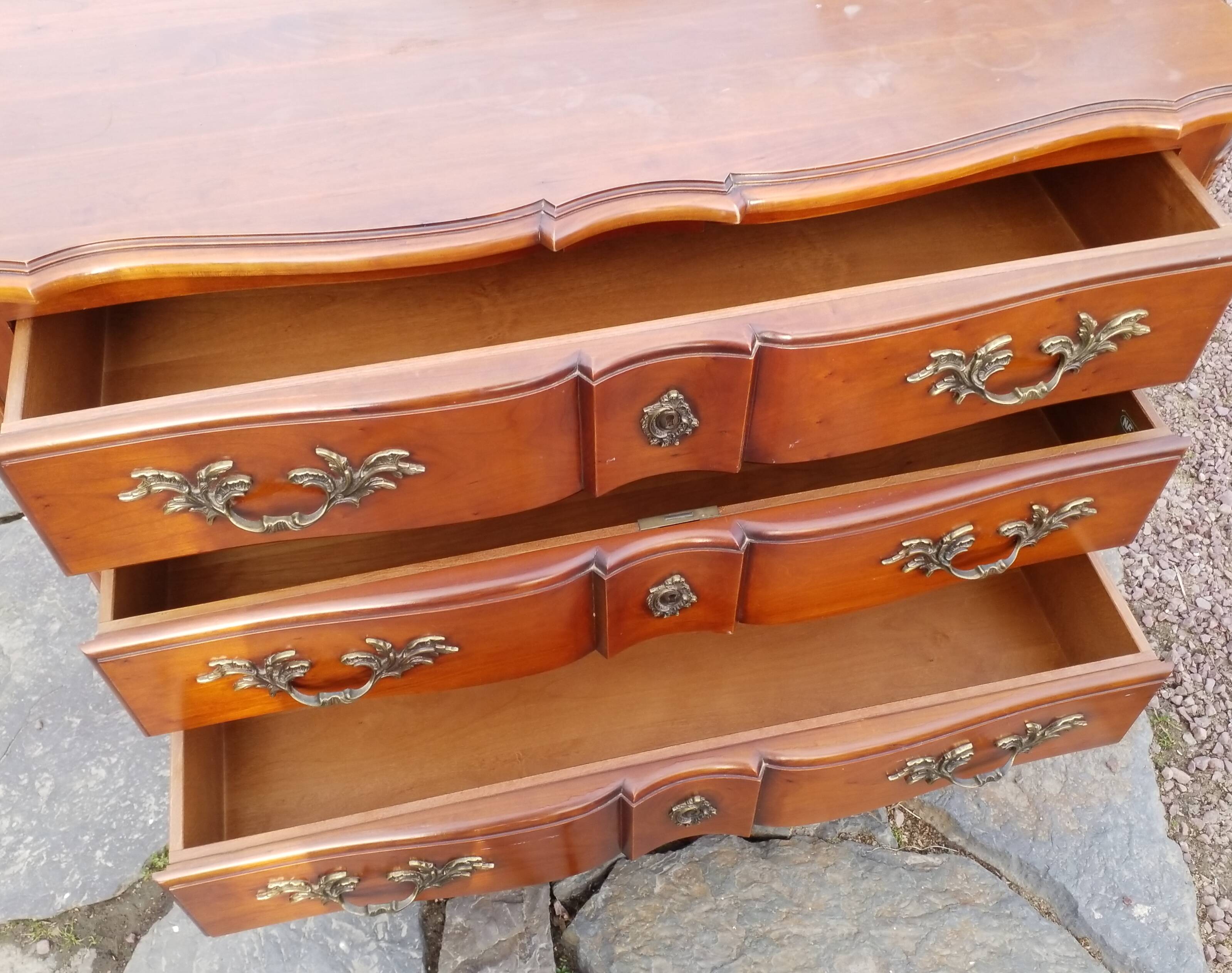 Cherry chest of drawers