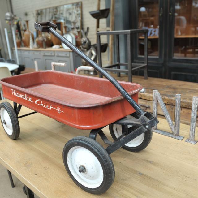 Former US 1950 metal toy trailer