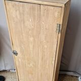 Craft cabinet