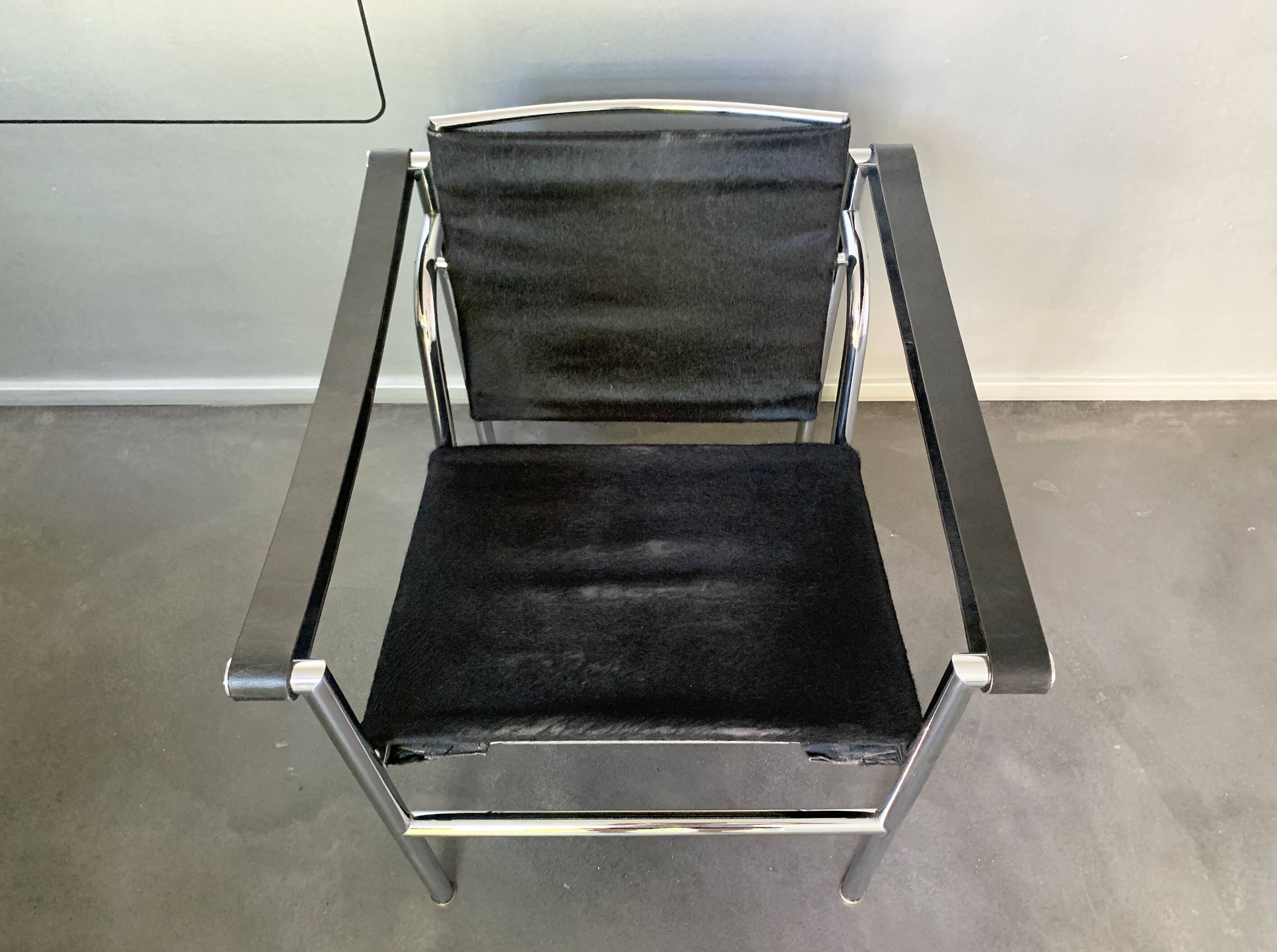 Armchair LC1 No. 10601 Le Corbusier and Charlotte Perriand for Cassina 1960
