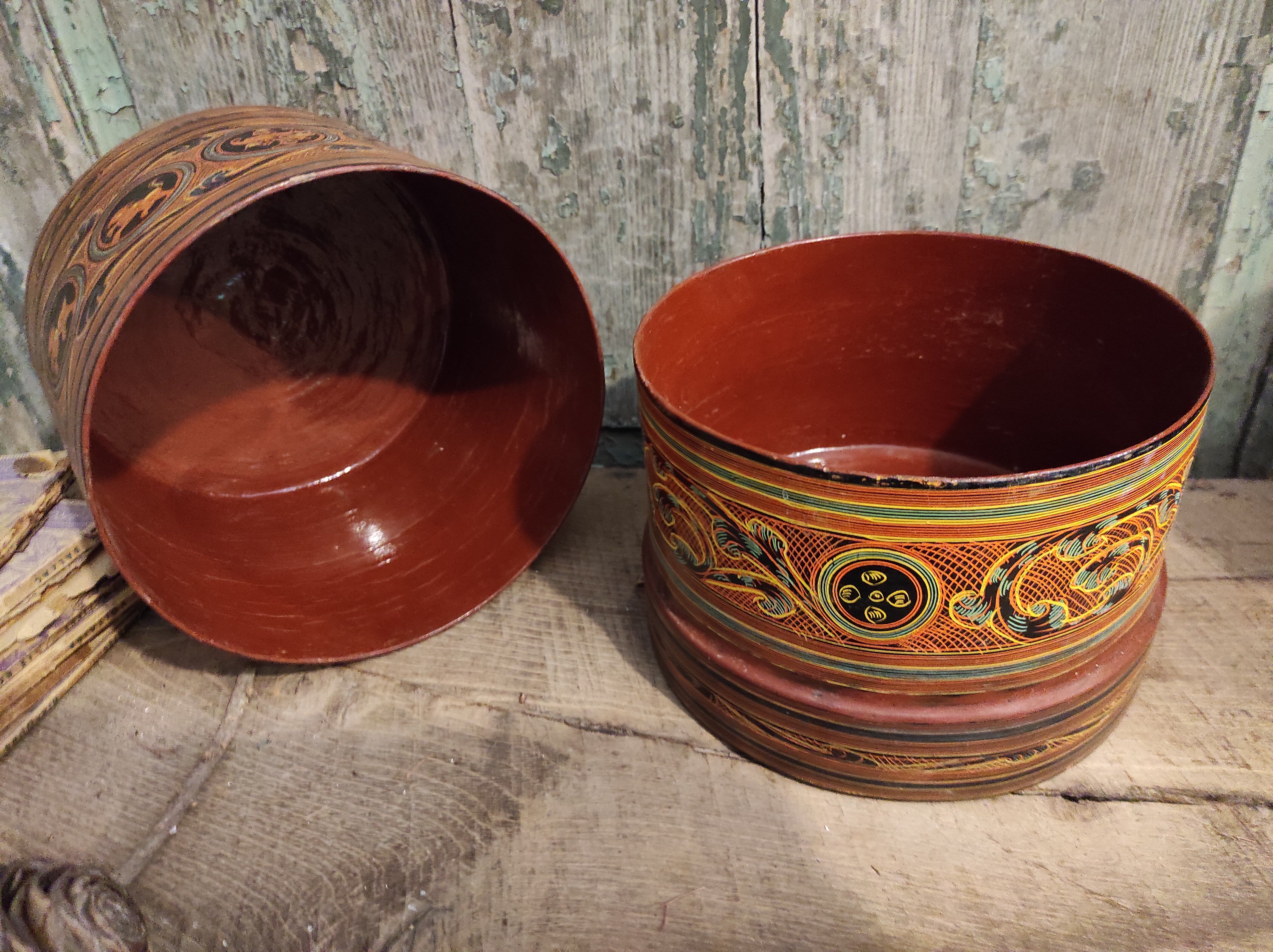 Lacquered betel box from Burma