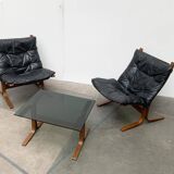 Set of 3 Norwegian Mi-Century Style Siesta Lounge Chairs and Glass Side Table by Ingmar Relling for Westnofa