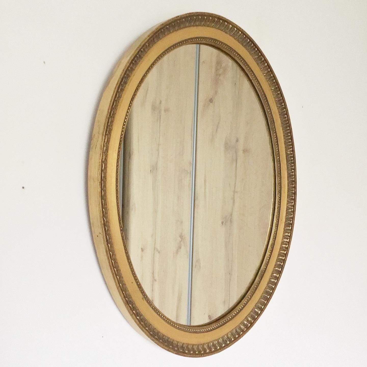 Miroir doré ovale vintage, 58x48 cm