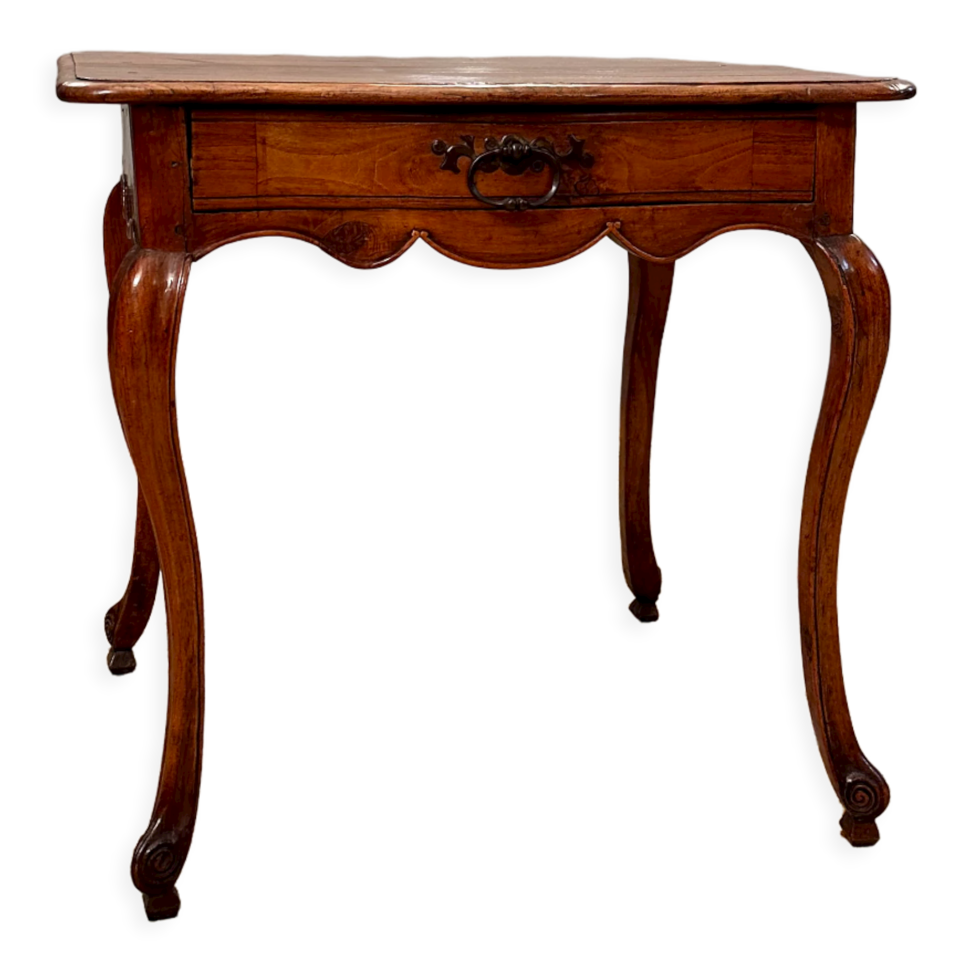 Middle table in walnut period Louis XV around 1730