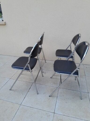 4 vintage folding chairs CIVIC