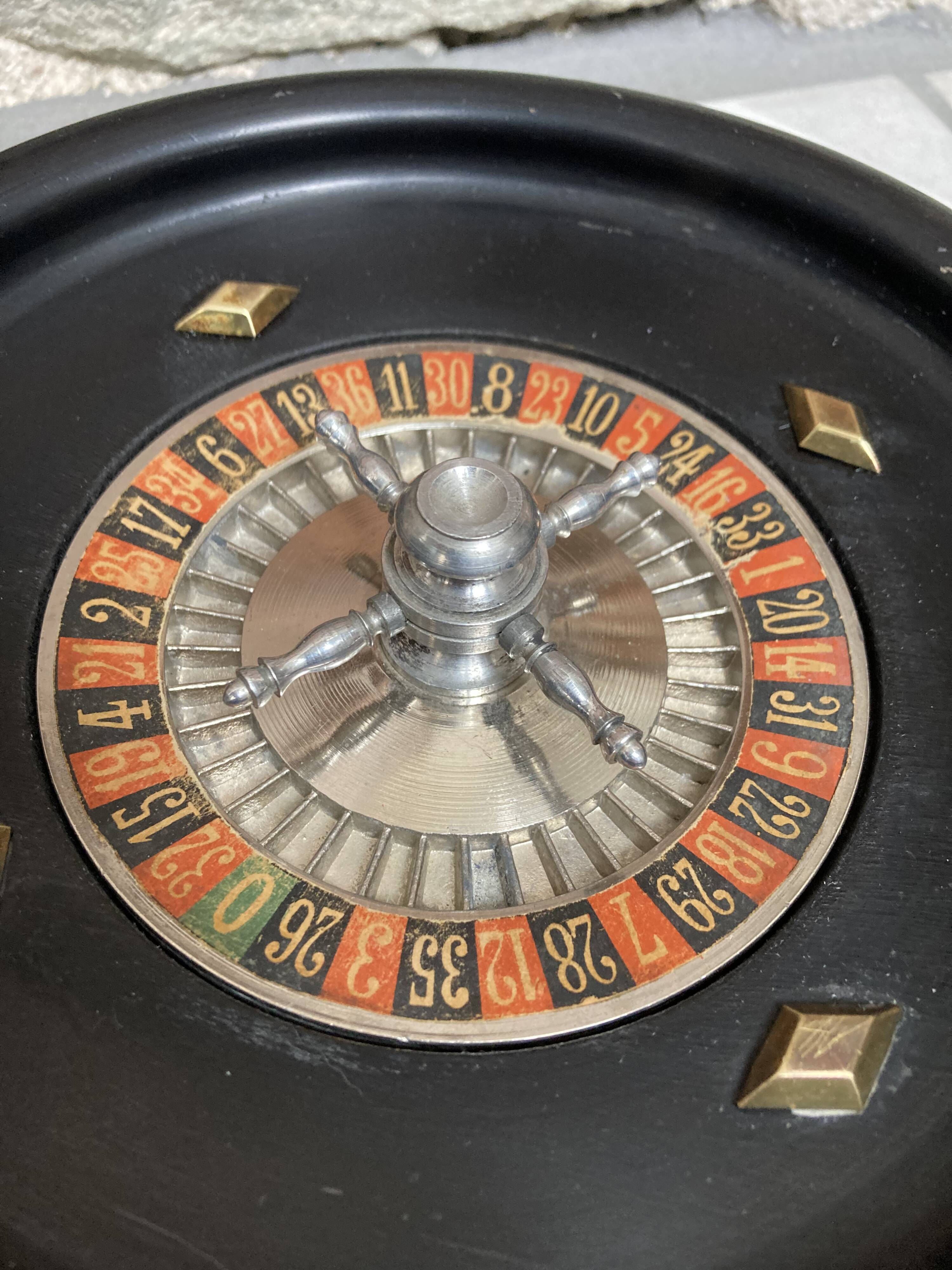 Casino roulette 20s/30s
