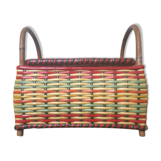 Rattan and scoubidou chest