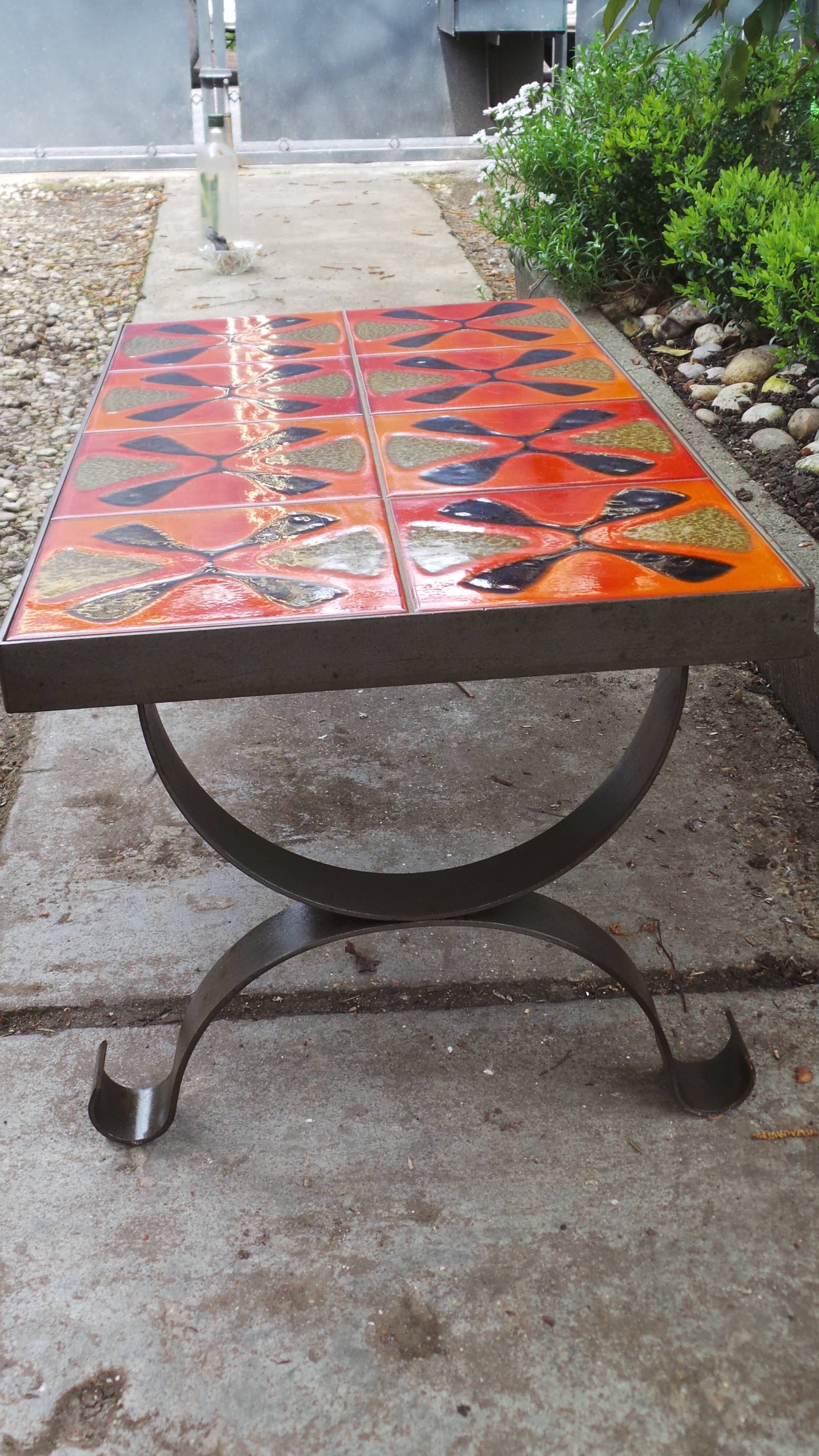 Table low ceramic vintage