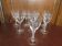 Suite de 8 verres à vin en cristal