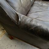 Banquette en cuir et marqueterie de nacre