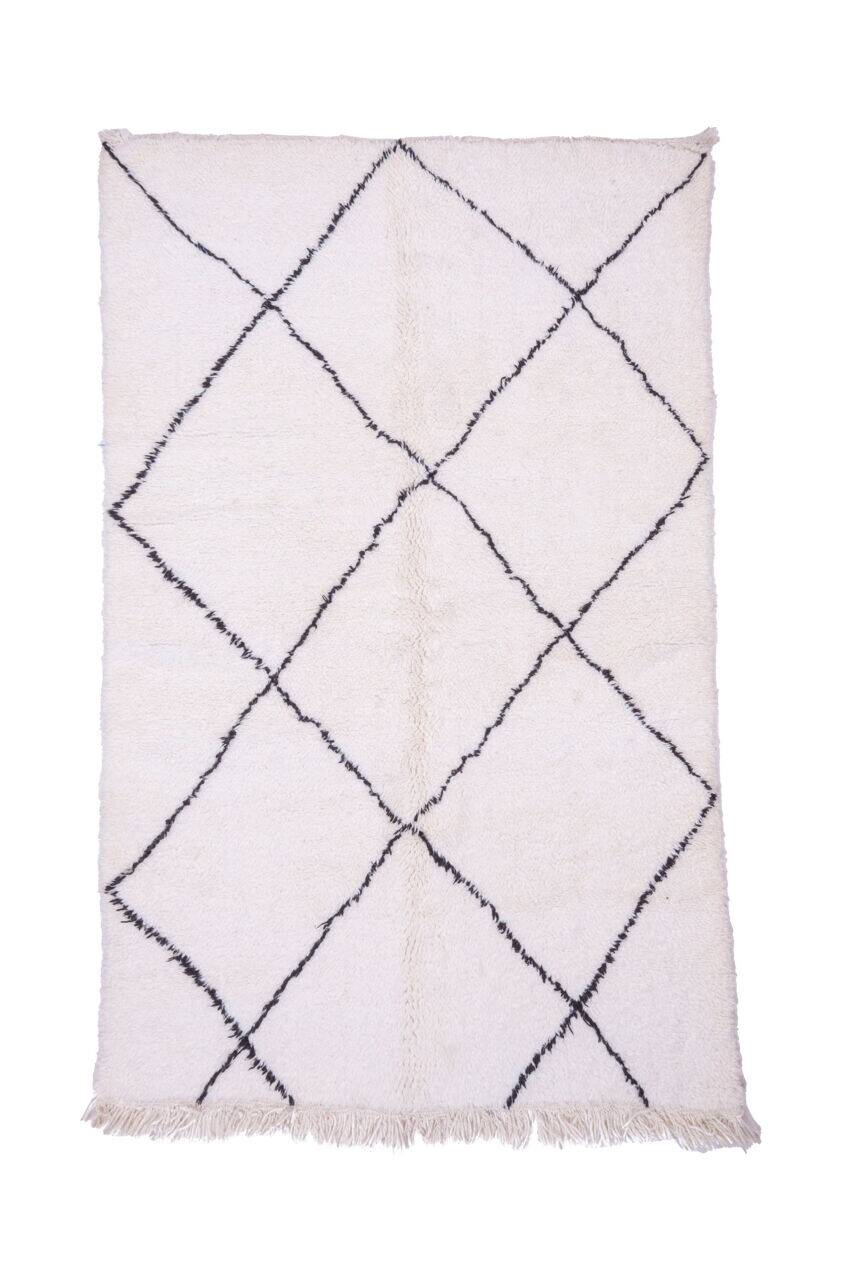 Traditional handmade Berber rug 250cmx150cm