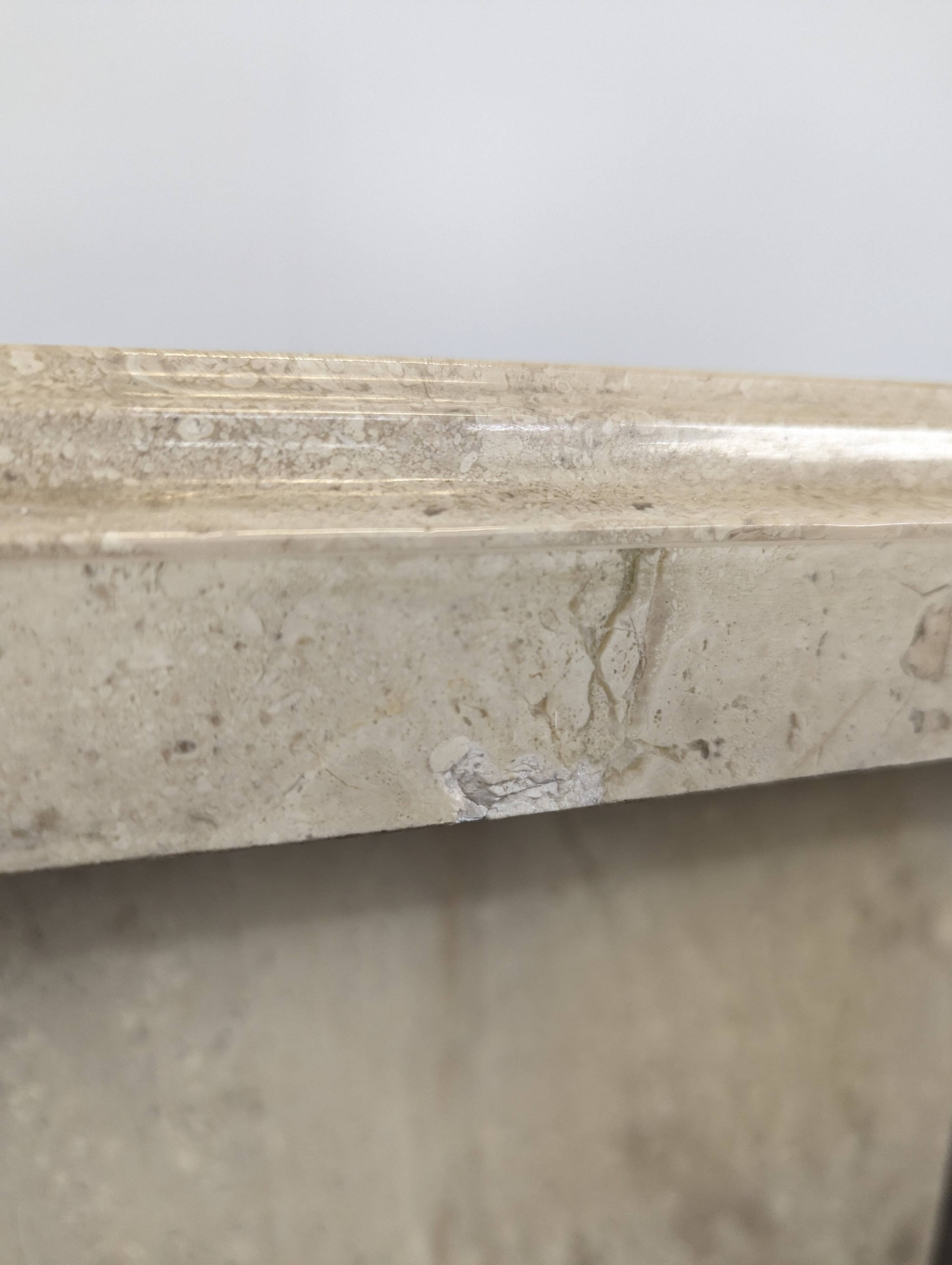 Italian coffee table in travertine