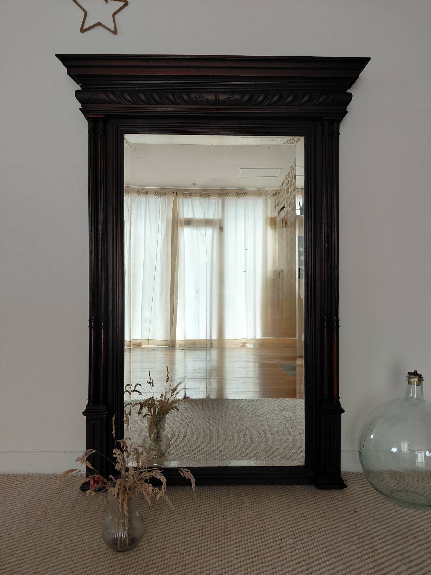 Large antique 19th-century mirror in carved wood - Haussmannian style.