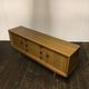 Vieille buffet milieu du siecle en teck design scandinave danois des années 70