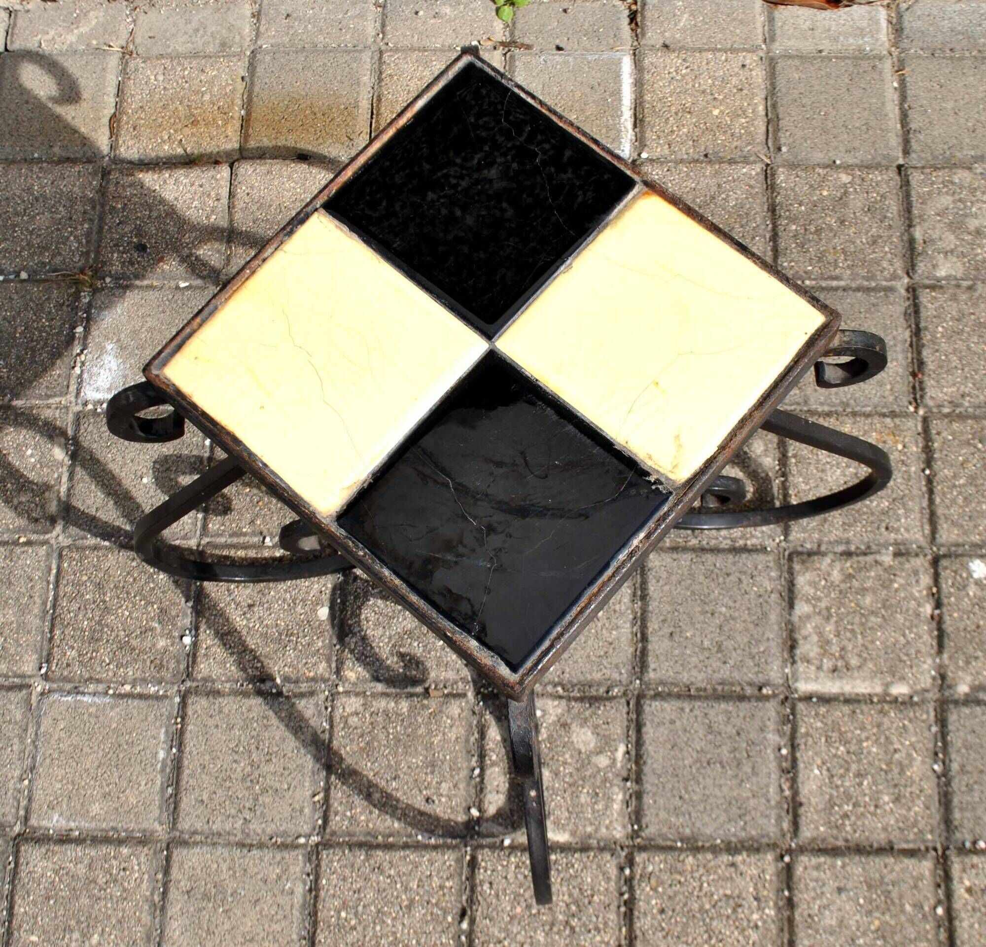 Coffee table Plant holder in wrought iron and ceramic tiles 1960-1970