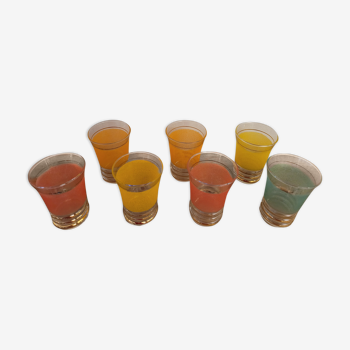 Verres granité colorés 1960