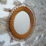 Rattan flower mirror
