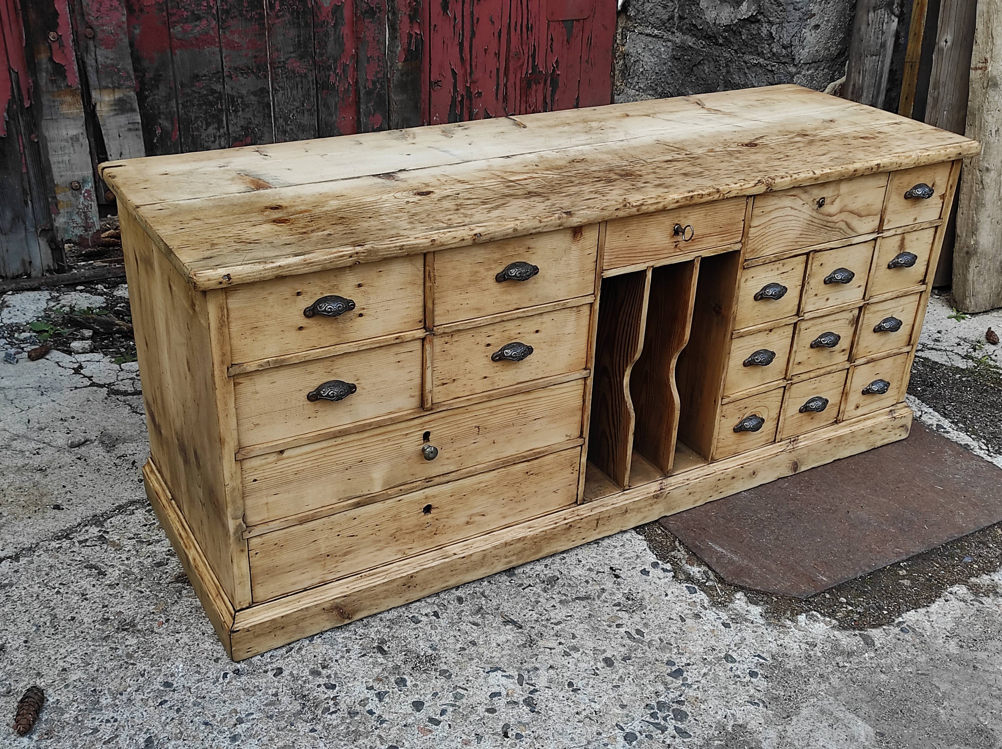 Meuble de métier à tiroirs buffet bas meuble télé