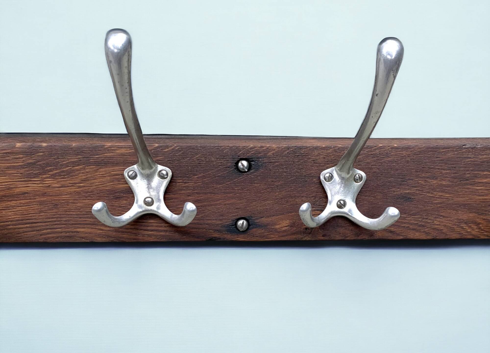 Vintage wall-mounted coat rack in solid wood - 6 hooks