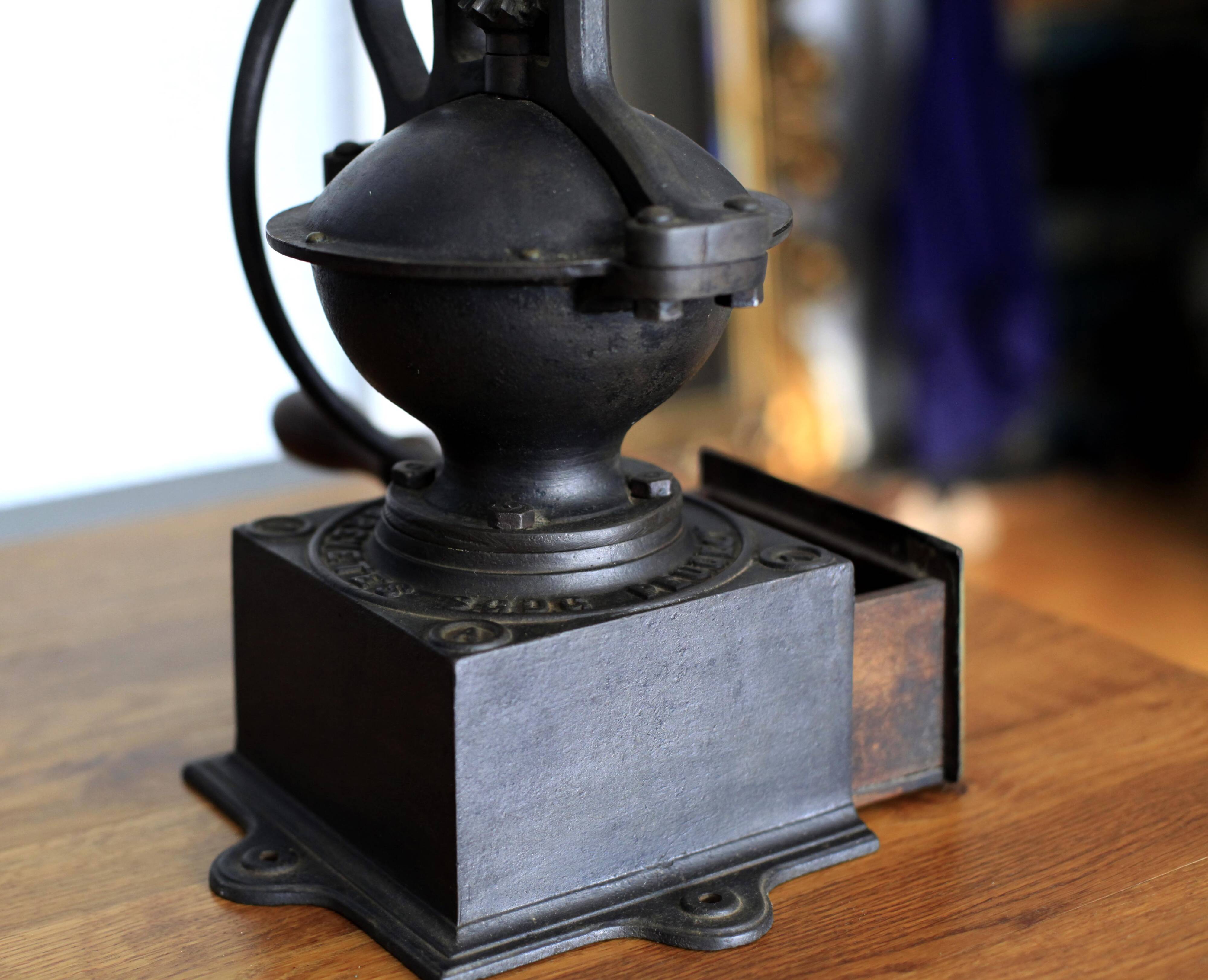 Peugeot coffee grinder brother number 1, early 1900