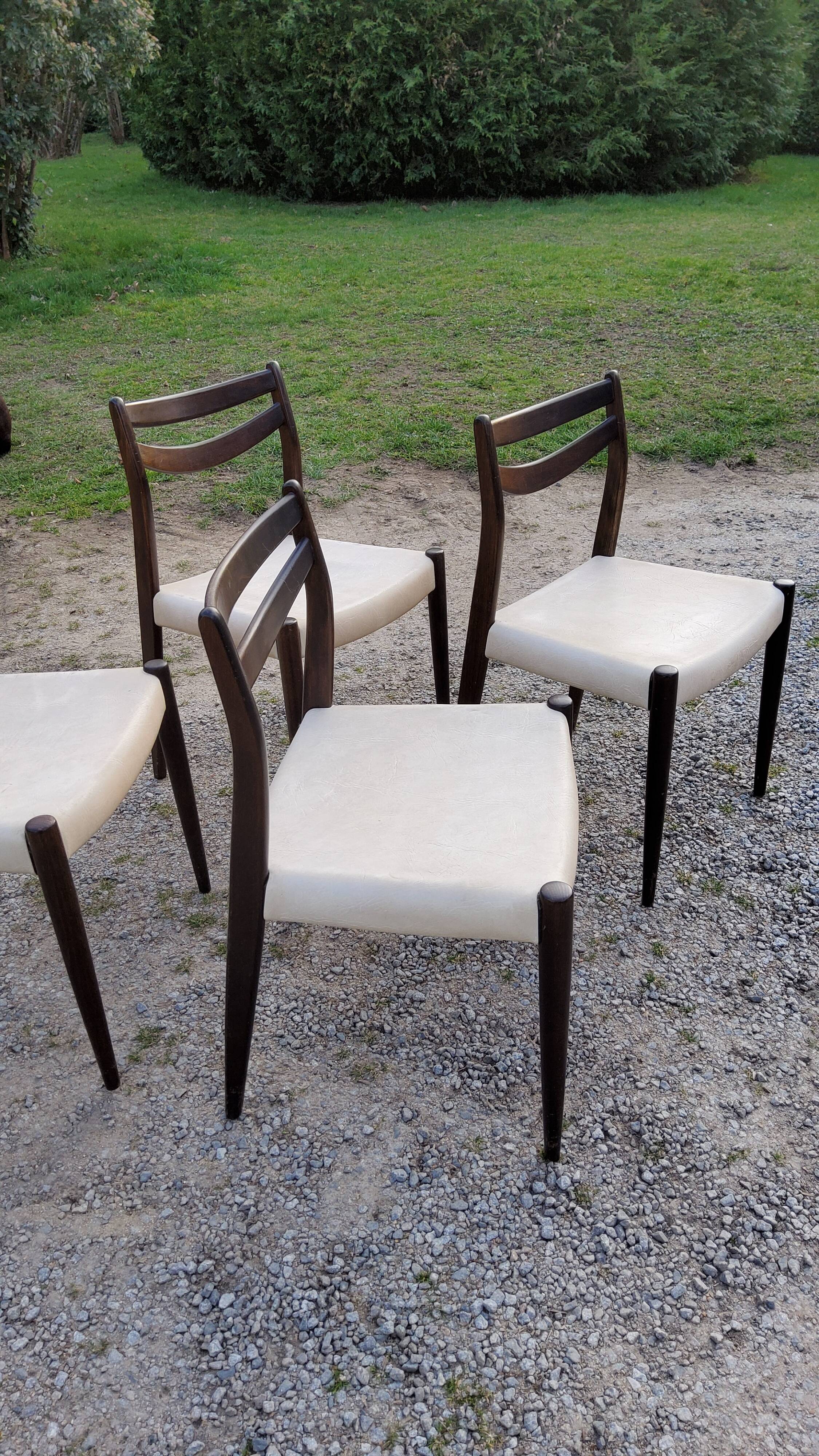 Set of 4 Scandinavian style chairs from the 70s