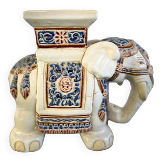 Vintage statue / plant holder / 'elephant' decoration