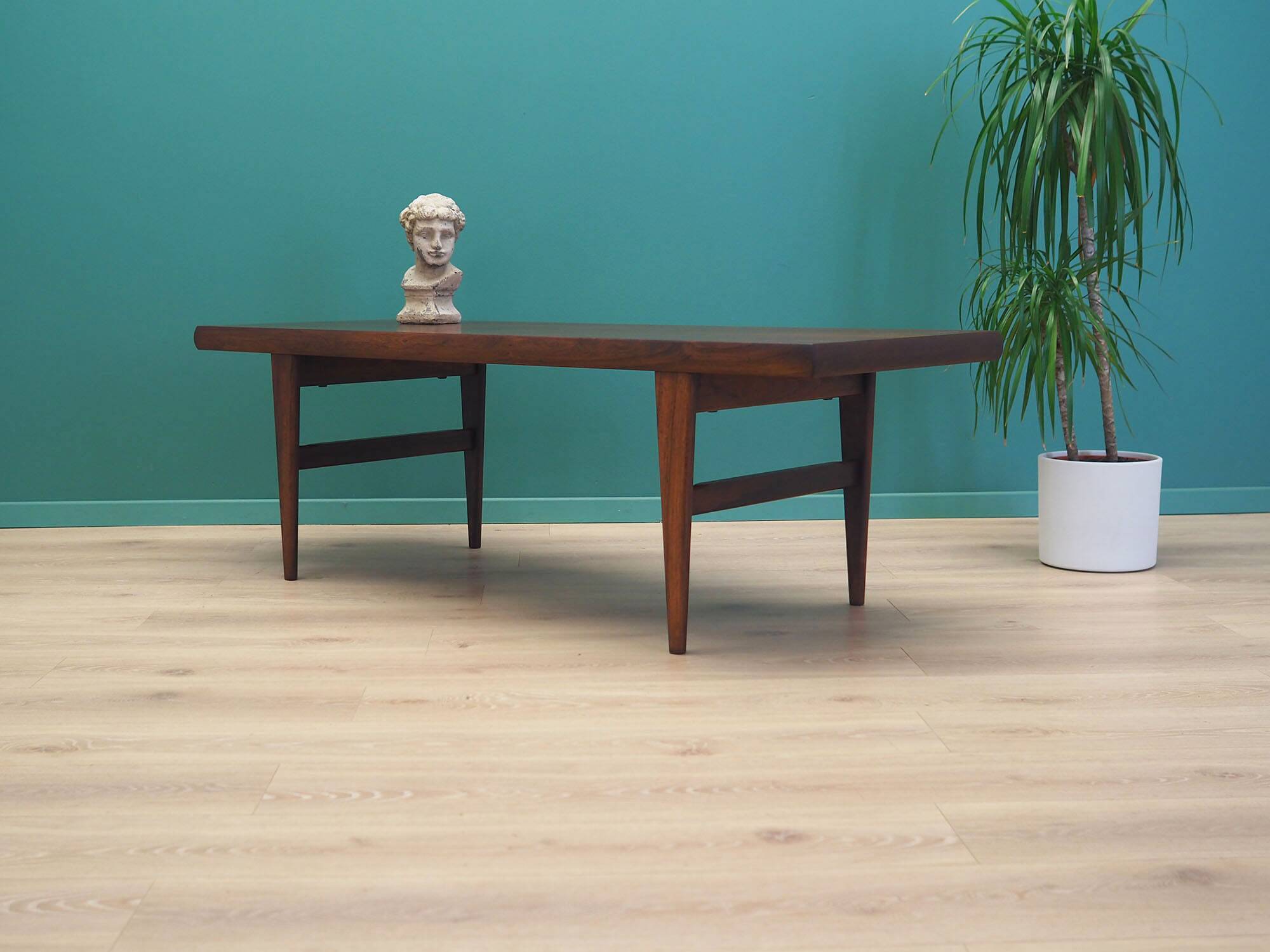 Rosewood coffee table, Danish design, 1970s, production: Gern Møbelfabrik