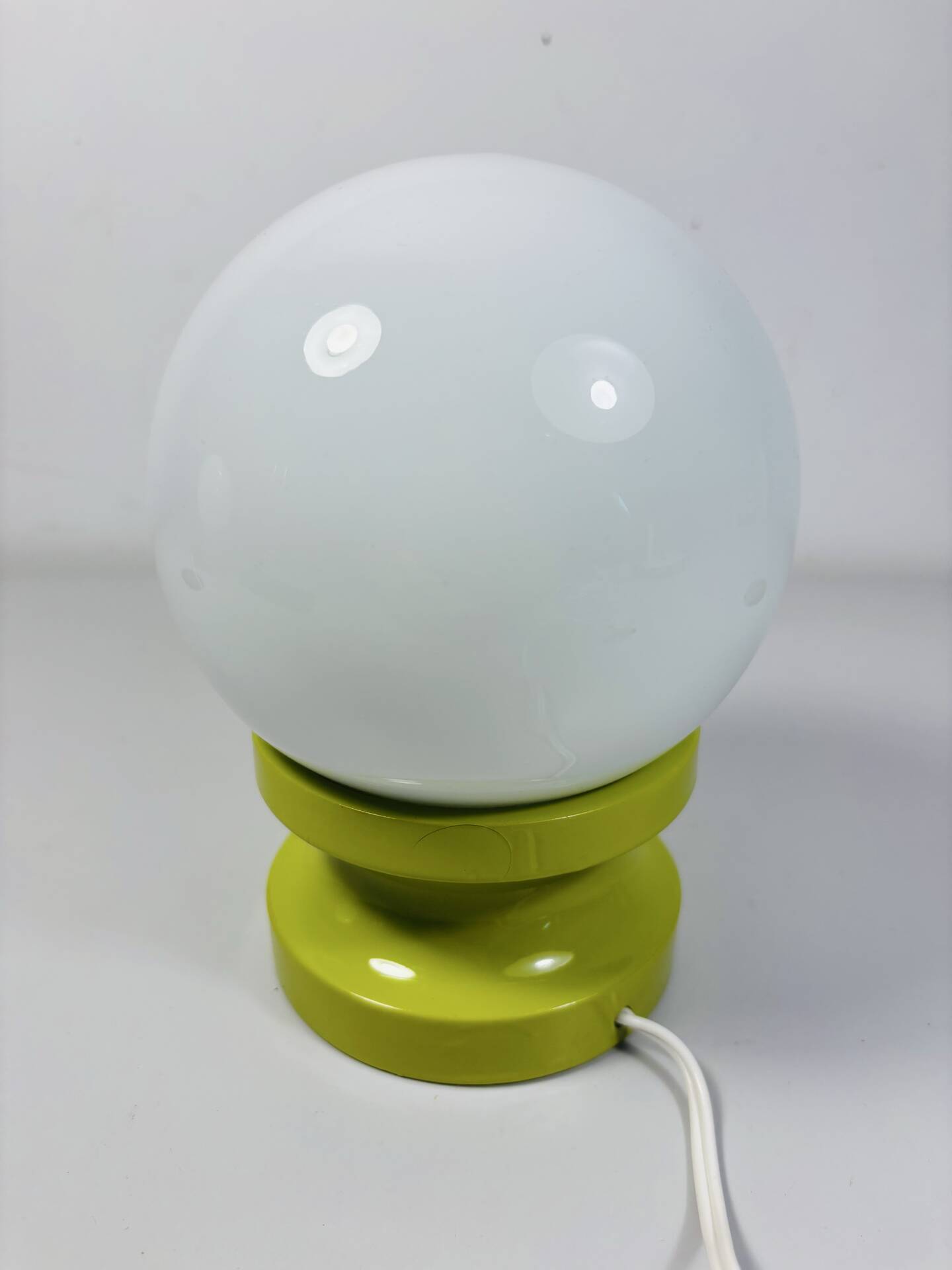 Lot of 2 Oval Table Lamps Wood Space Age Vintage 70s Italy