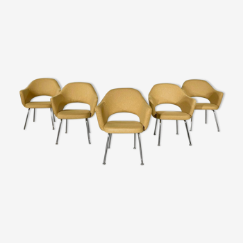 Set de 5 chaises " Conférence" de Eero Saarinen pour Knoll années 1950