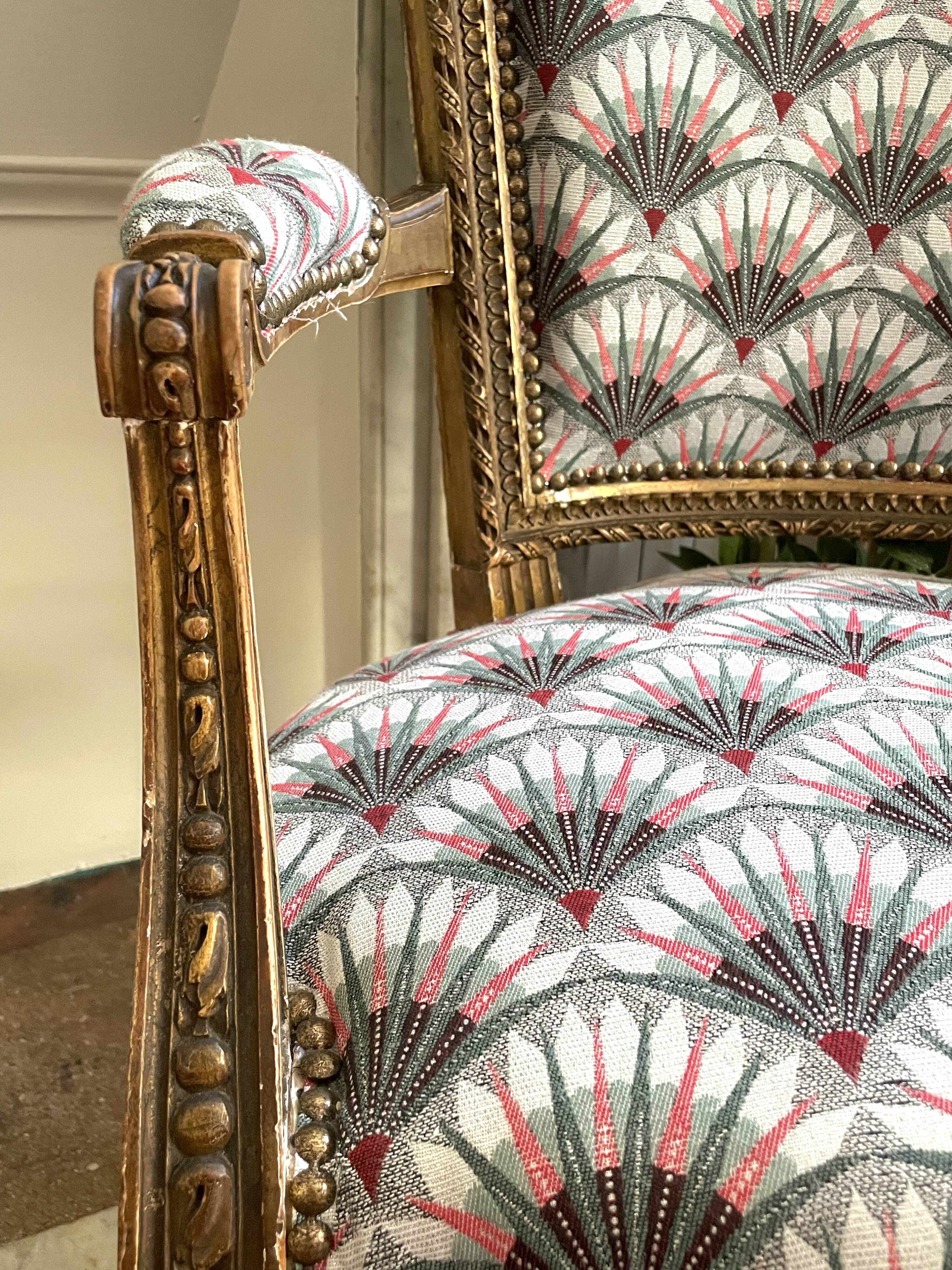 Paire de fauteuils Louis XVI restaurés