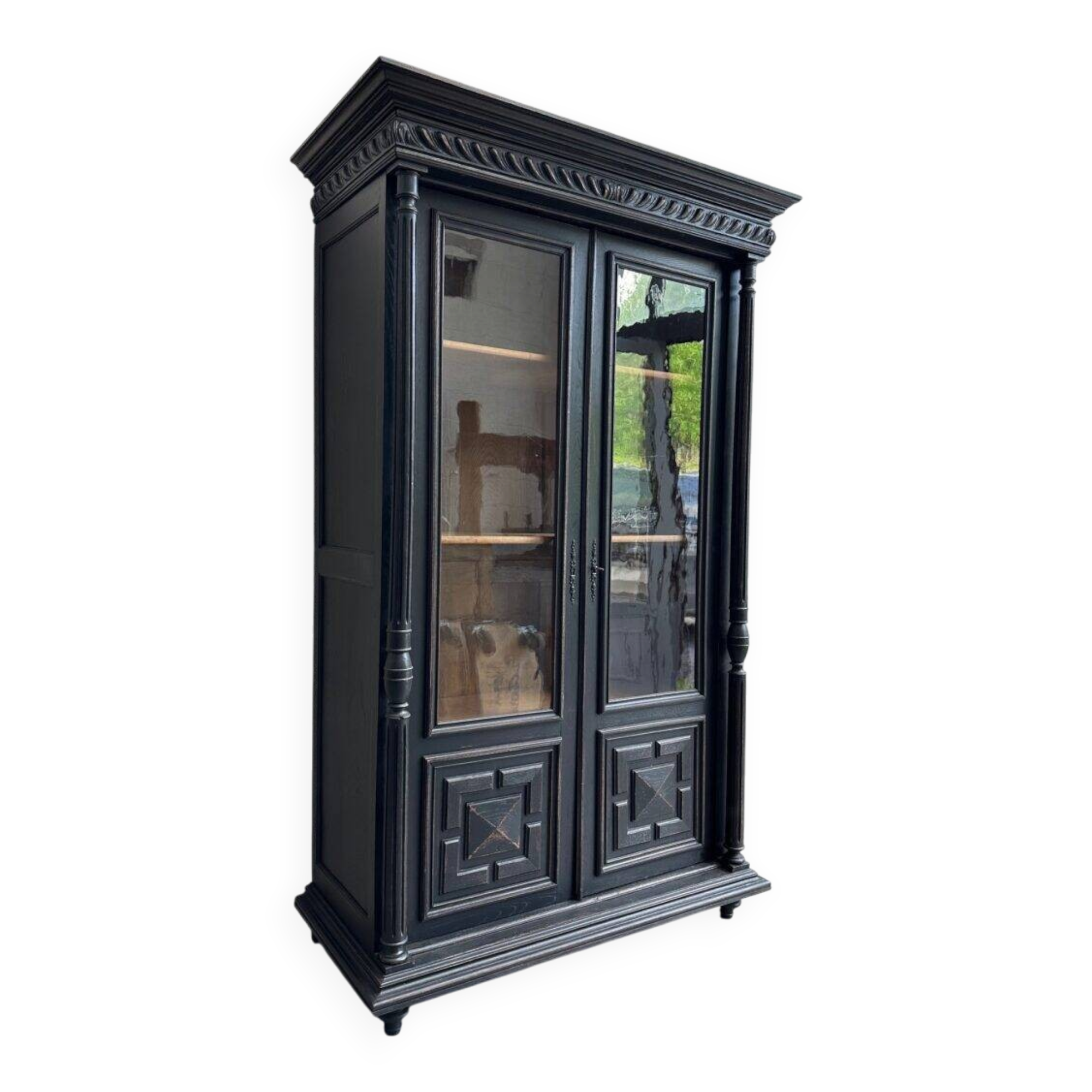 Library with a patina from the late 19th century.