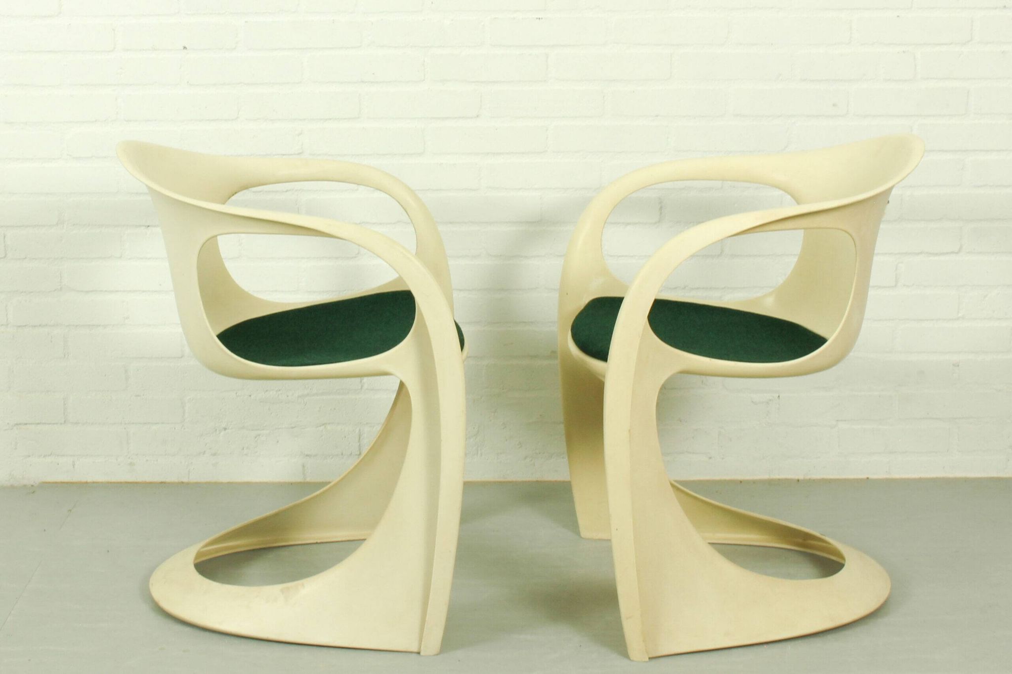 Pair of Casalino armchairs by Alexander Begge for Casala – Space Age design (1970s)