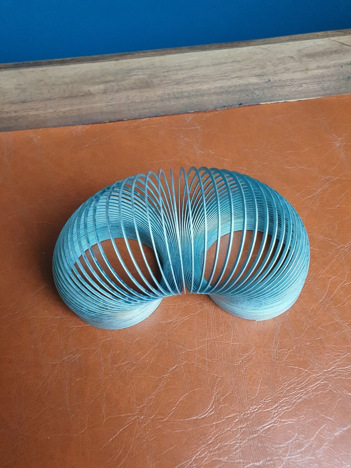 Slinky metal spring toy