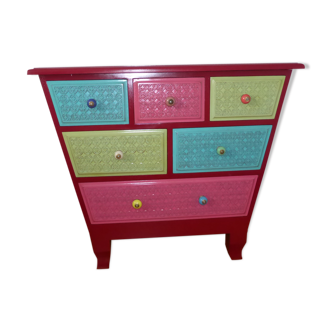 Chest of drawers