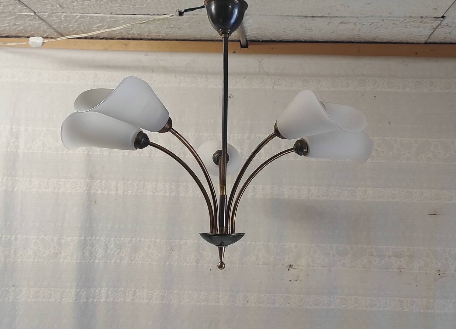 5-light chandelier in metal and opaline - mid-20th century