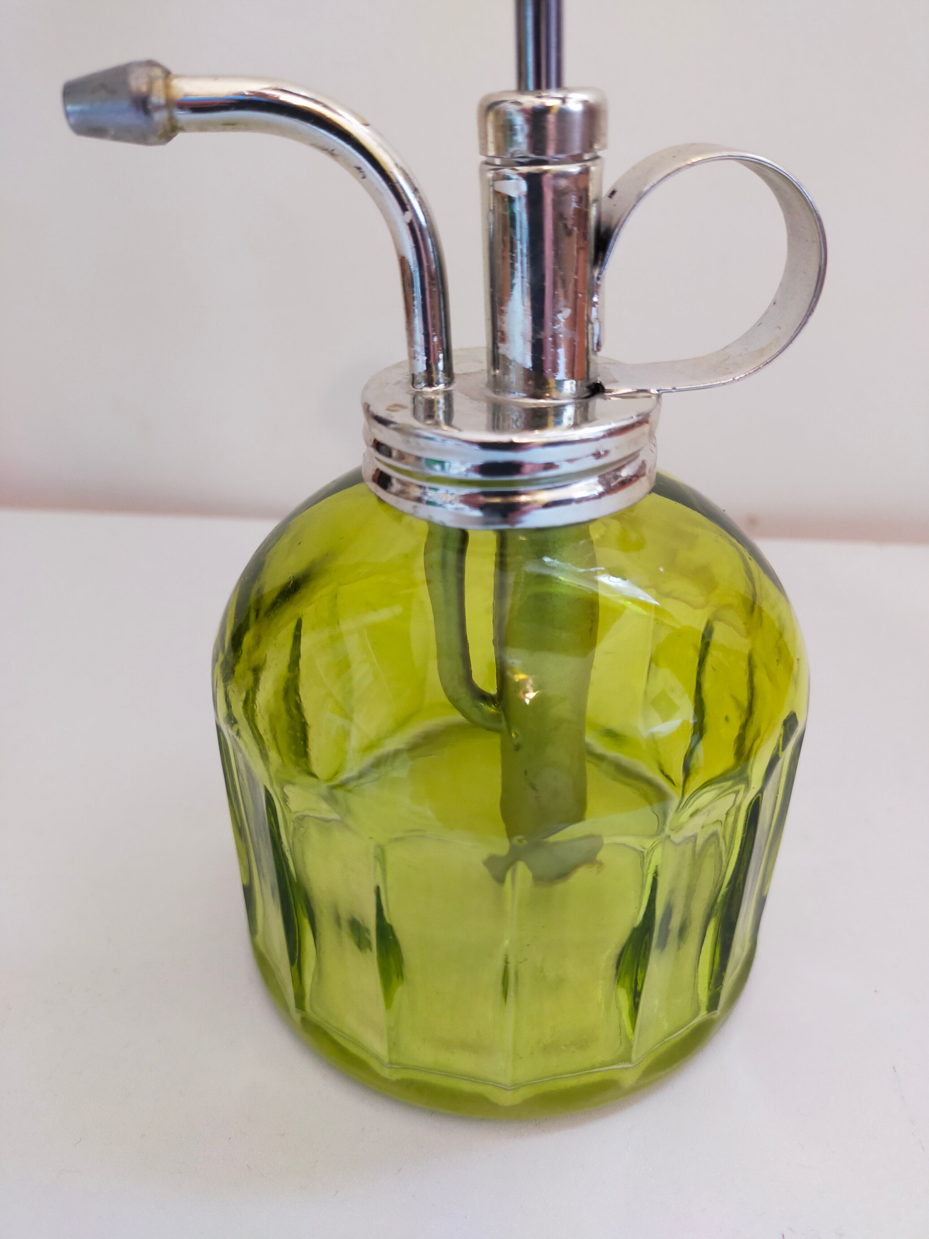 Glass garden vaporizer