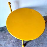 Table basse, desserte tripode en métal jaune par Tord Bjorklund pour Ikea, vers 1980