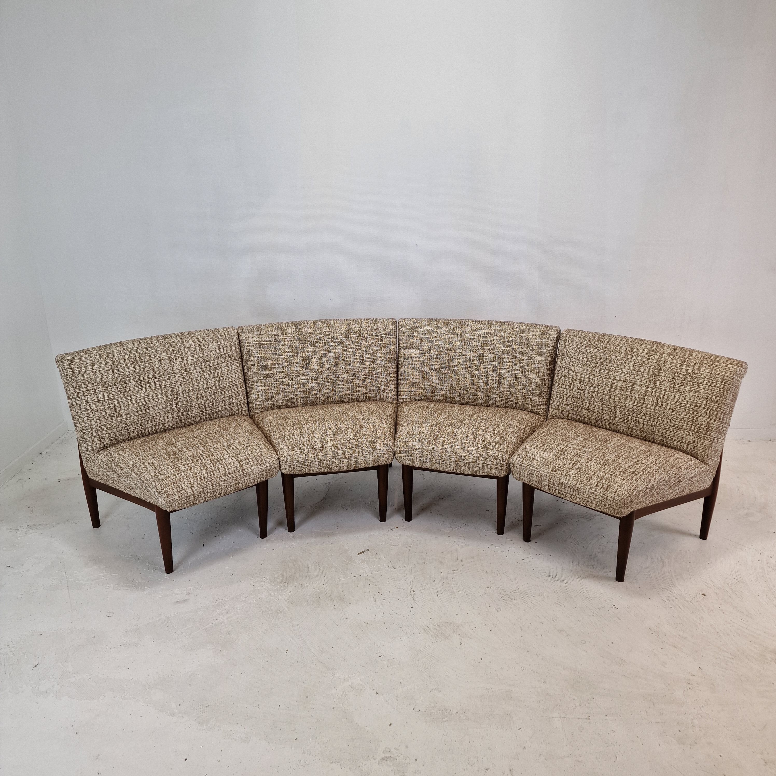 Mid-century round bench in teak Denmark 1960s