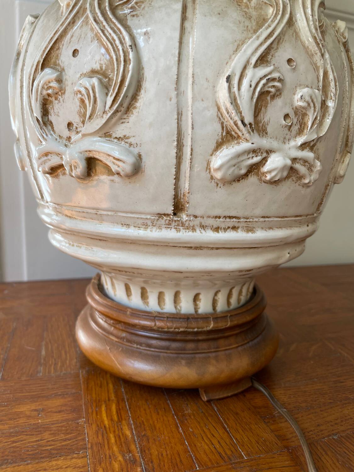 Large shabby chic lamp